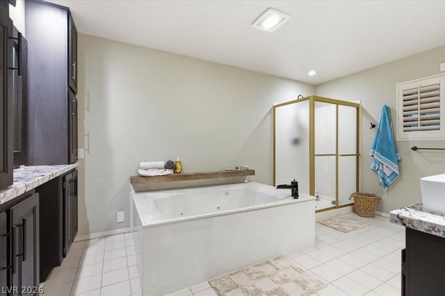 6191 Lindell Road, Las Vegas, NV 89118