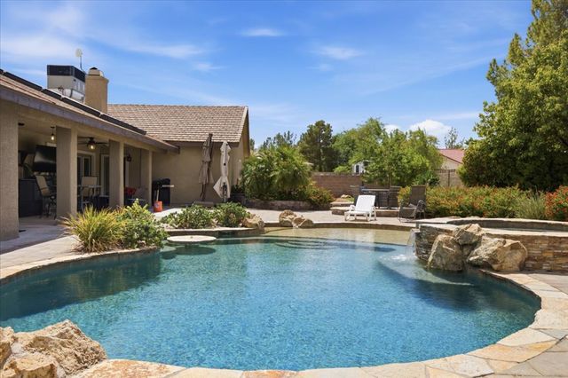 6191 Lindell Road, Las Vegas, NV 89118