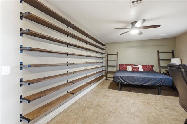 6191 Lindell Road, Las Vegas, NV 89118