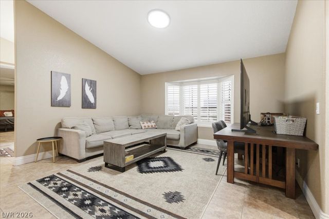 6191 Lindell Road, Las Vegas, NV 89118