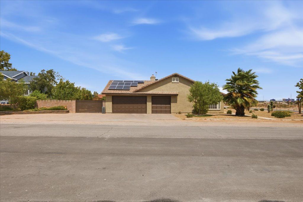 6191 Lindell Road, Las Vegas, NV 89118 — photo 5