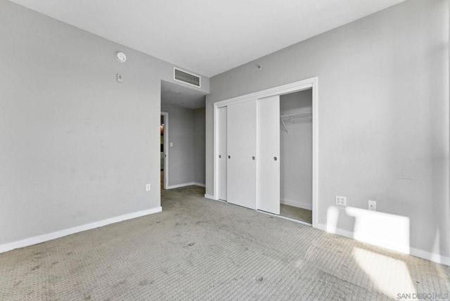 550 15th St 206, San Diego, CA 92101