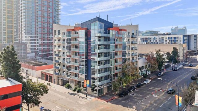 550 15th St 206, San Diego, CA 92101