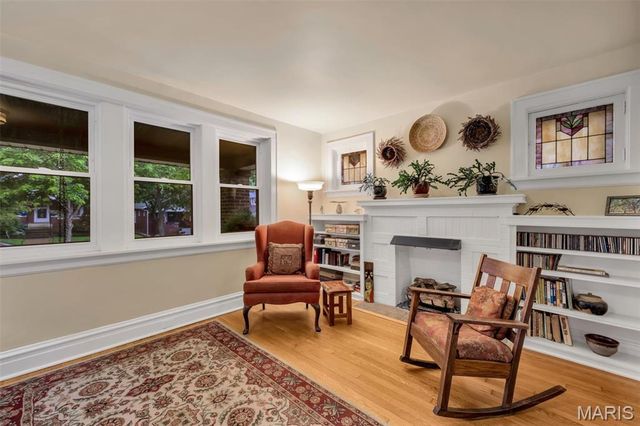 7329 Bruno Avenue, Richmond Heights, MO 63117