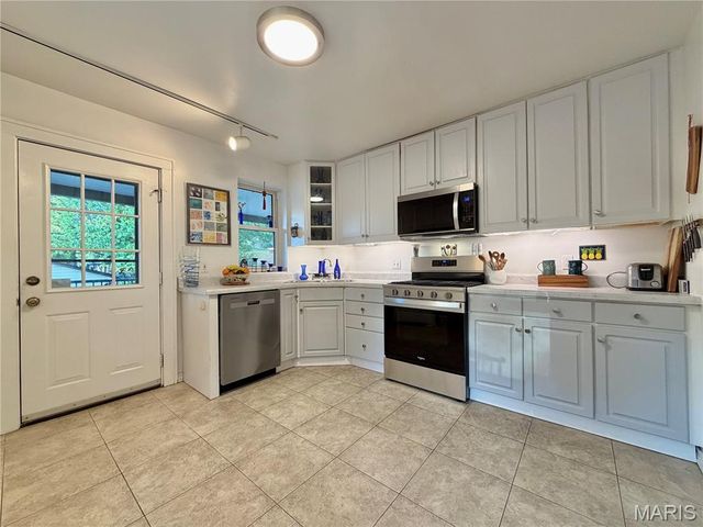 7329 Bruno Avenue, Richmond Heights, MO 63117