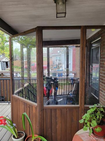 7329 Bruno Avenue, Richmond Heights, MO 63117