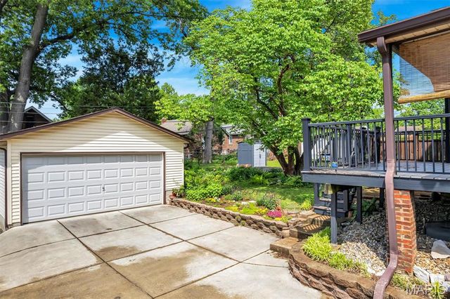 7329 Bruno Avenue, Richmond Heights, MO 63117