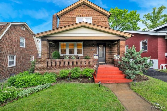 7329 Bruno Avenue, Richmond Heights, MO 63117