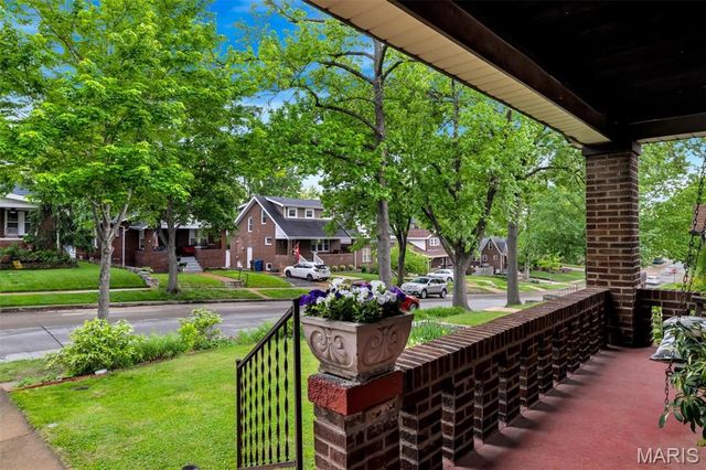 7329 Bruno Avenue, Richmond Heights, MO 63117