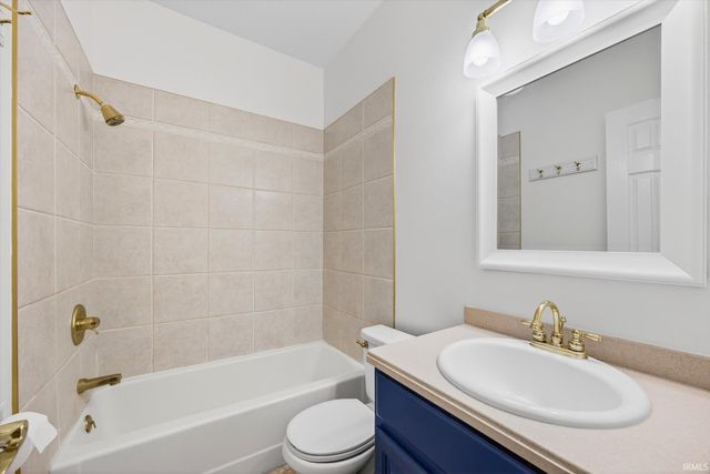 9272 W State Road 46 Highway, Gosport, IN 47433