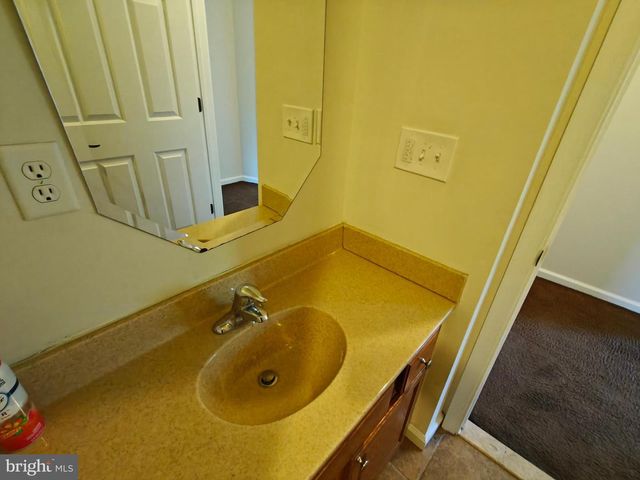 4779 BOSTON AVE, Feasterville Trevose, PA 19053