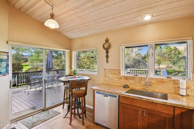 239 Canyon Mesa Drive, Sedona, AZ 86351