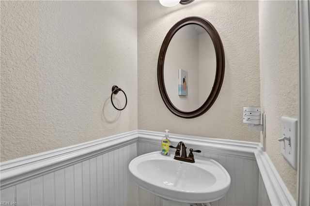 487 Old Colonial WAY, Newport News, VA 23608