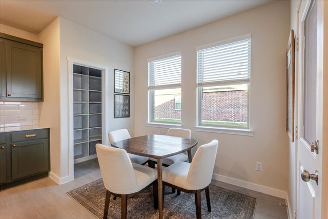 1221 Brazil Street, Azle, TX 76020