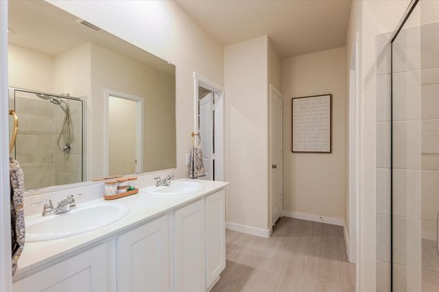 1221 Brazil Street, Azle, TX 76020