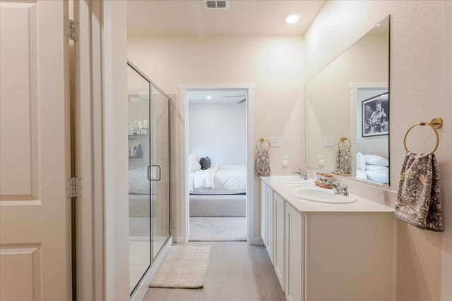 1221 Brazil Street, Azle, TX 76020