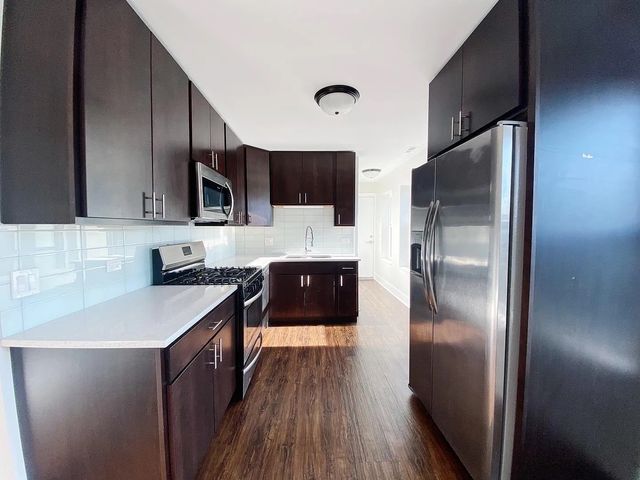 2959 N Hamlin Avenue 3A, Chicago, IL 60618