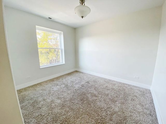 2959 N Hamlin Avenue 3A, Chicago, IL 60618