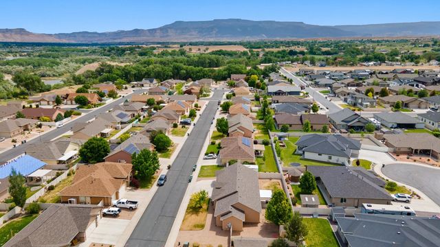 2925 Brook View Lane, Grand Junction, CO 81503