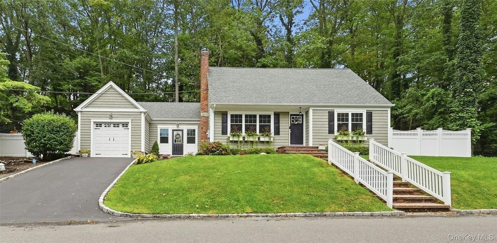 29 Harrison Drive, Northport, NY 11768 — exterior