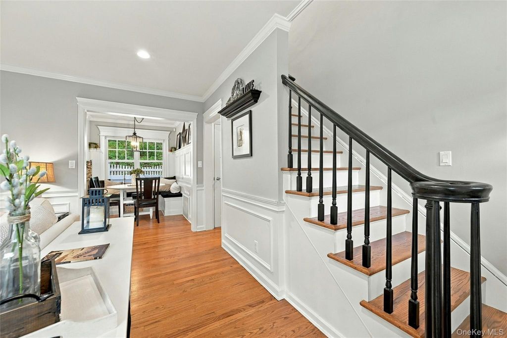 29 Harrison Drive, Northport, NY 11768 — photo 3