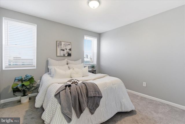 415 N GLOVER ST, Baltimore, MD 21224