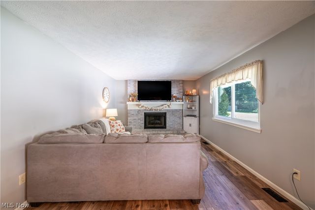 128 Southdale Boulevard, Cortland, OH 44410