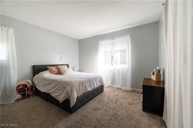 128 Southdale Boulevard, Cortland, OH 44410