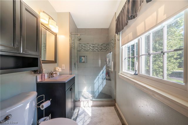 128 Southdale Boulevard, Cortland, OH 44410