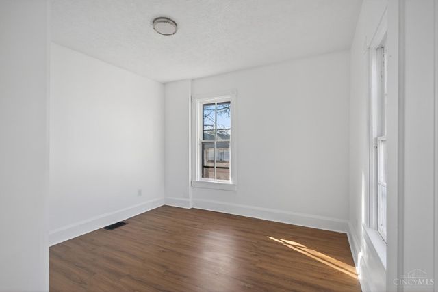 119 Park Avenue, Harrison, OH 45030