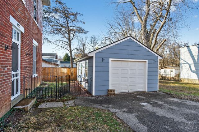 119 Park Avenue, Harrison, OH 45030