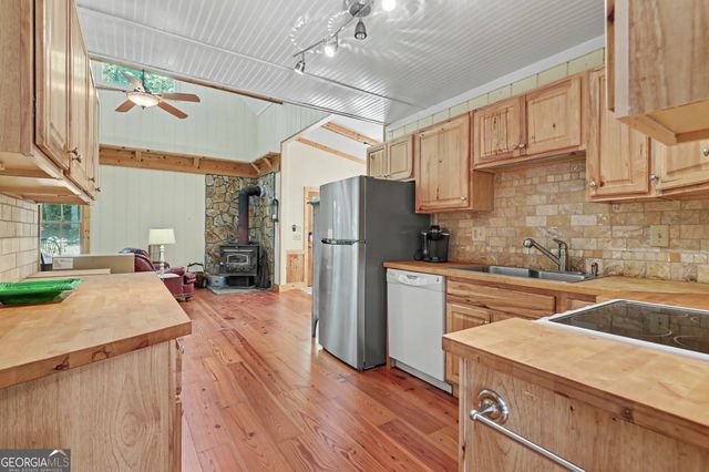 82 Buckeye Lane, Clayton, GA 30525