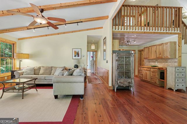 82 Buckeye Lane, Clayton, GA 30525
