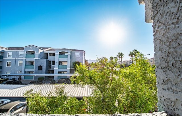 6955 North Durango Drive 2005, Las Vegas, NV 89149