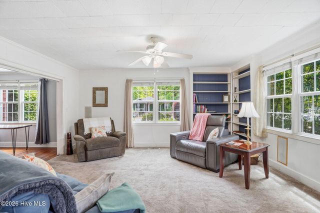 902 Bryan Avenue, Wilmington, NC 28403