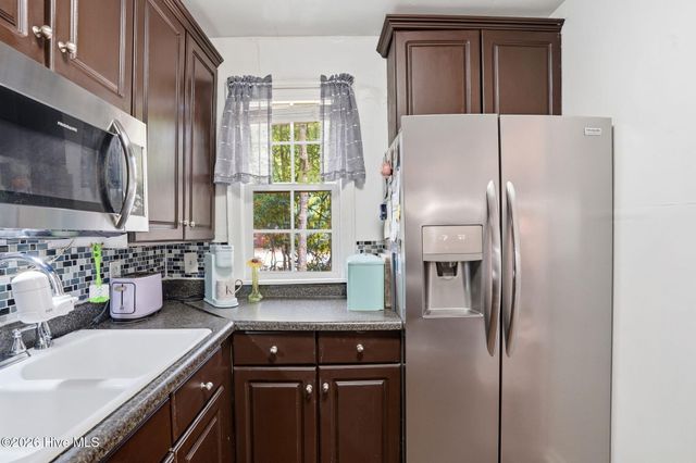 902 Bryan Avenue, Wilmington, NC 28403