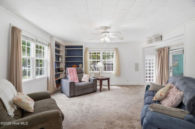 902 Bryan Avenue, Wilmington, NC 28403