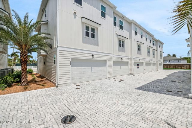 1011 1ST Avenue N, Jacksonville Beach, FL 32250