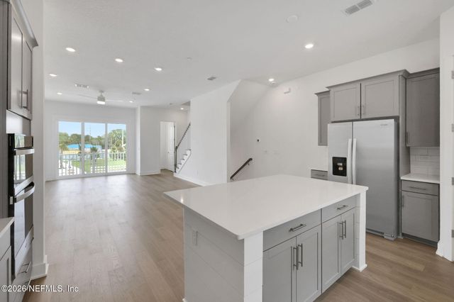 1011 1ST Avenue N, Jacksonville Beach, FL 32250