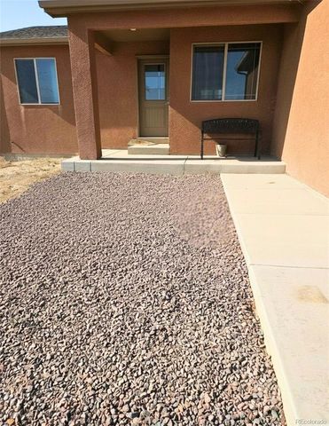 1058 E Ranch Drive, Pueblo West, CO 81007