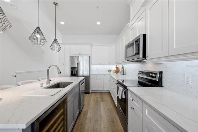 11797 1ST STREET E, Treasure Island, FL 33706