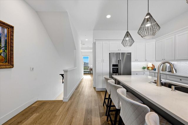 11797 1ST STREET E, Treasure Island, FL 33706