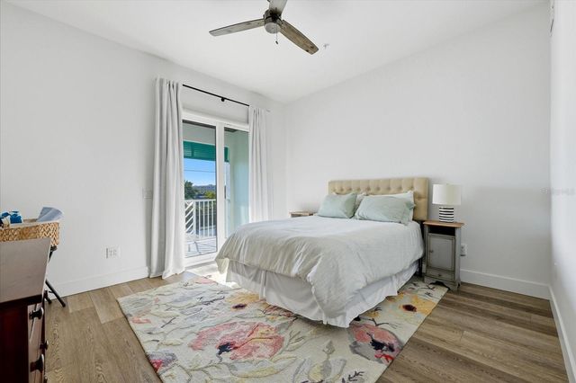 11797 1ST STREET E, Treasure Island, FL 33706