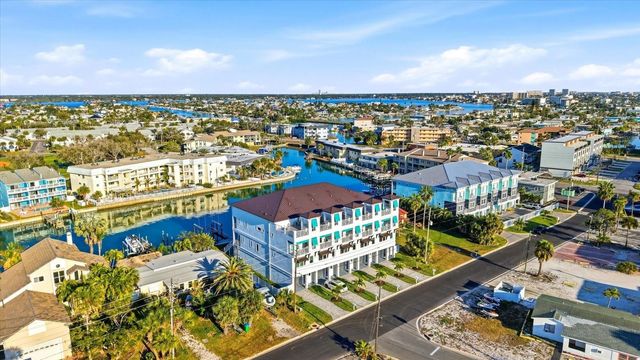 11797 1ST STREET E, Treasure Island, FL 33706