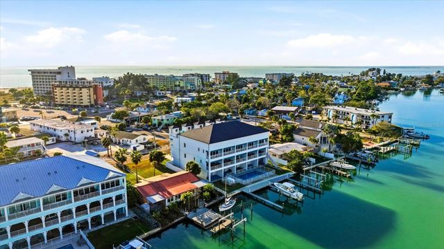 11797 1ST STREET E, Treasure Island, FL 33706