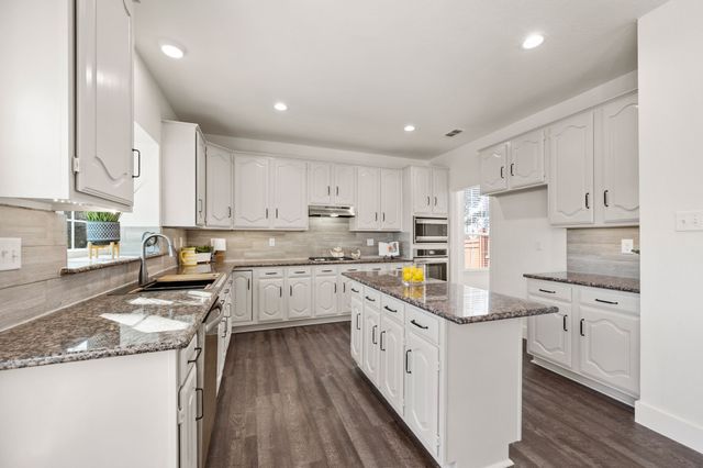 5100 Broken Bow Drive, Fort Worth, TX 76137