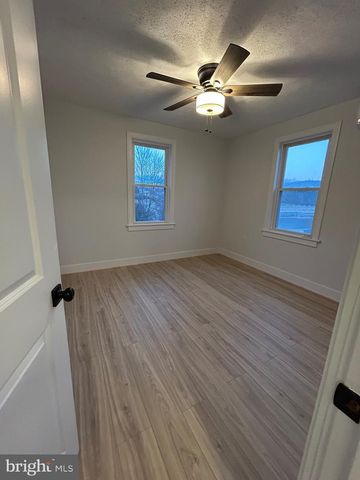 816 ELMWOOD LN, Cumberland, MD 21502