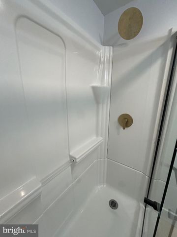 816 ELMWOOD LN, Cumberland, MD 21502