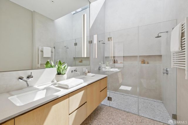 877 Treat Avenue, San Francisco, CA 94110