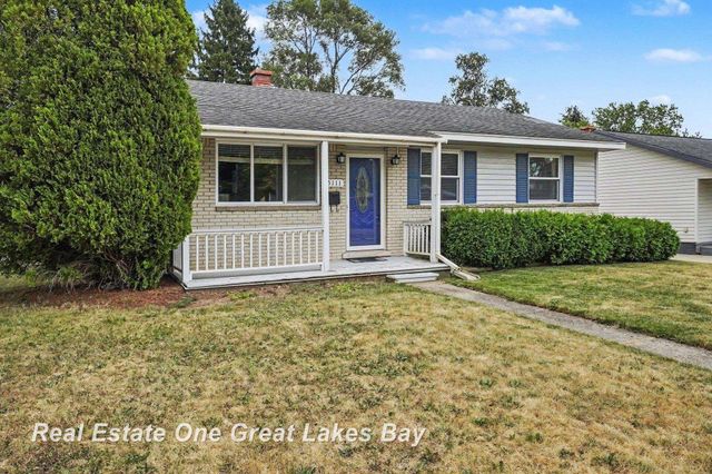 5111 Winston Drive, Swartz Creek, MI 48473